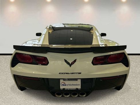 Used 2019 Chevrolet Corvette Stingray Coupe RWD image 5