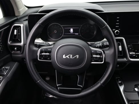 Used 2022 Kia Sorento S FWD image 31