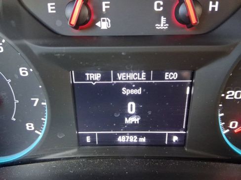 Used 2019 Chevrolet Equinox LS w/ LS Convenience Package FWD image 23