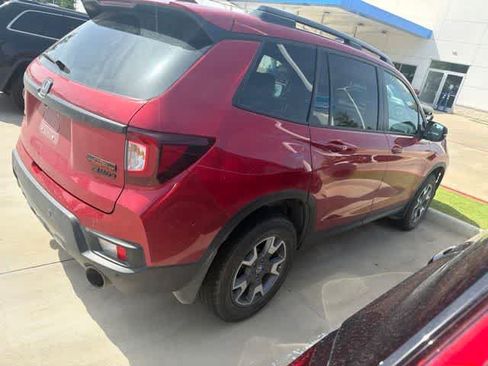 Used 2023 Honda Passport TrailSport image 8