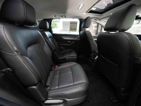 Used 2025 MAZDA CX-90 3.3 Turbo w/ Preferred Package AWD/4WD image 25