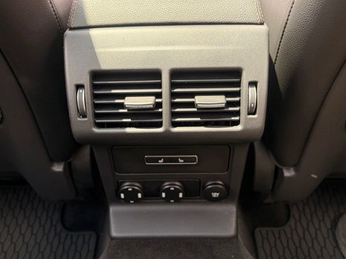 Used 2019 Jaguar F-PACE Prestige AWD/4WD image 35