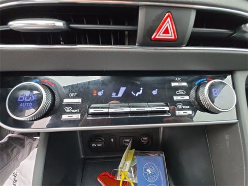 Used 2023 Hyundai Sonata SEL Plus w/ Cargo Package image 19