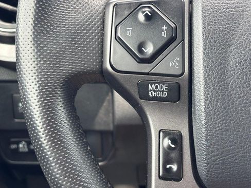Used 2023 Toyota Tacoma TRD Off-Road AWD/4WD image 20