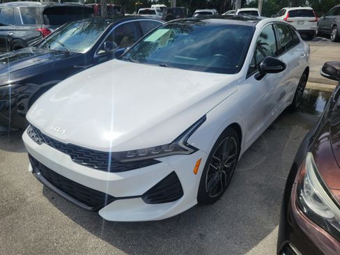 Used 2023 Kia K5 GT FWD image 2