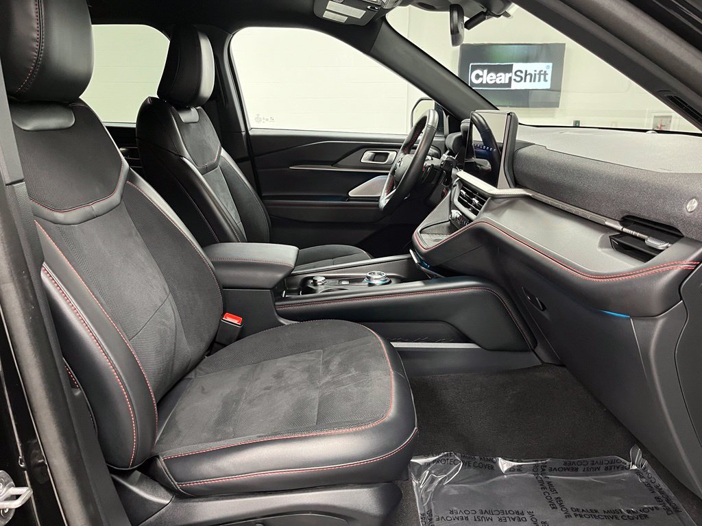 Used 2025 Ford Explorer ST AWD/4WD image 60