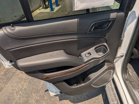 Used 2019 Chevrolet Tahoe LT AWD/4WD image 11
