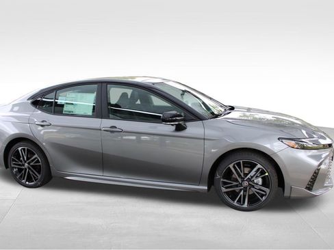 New 2026 Toyota Camry XSE AWD/4WD image 18