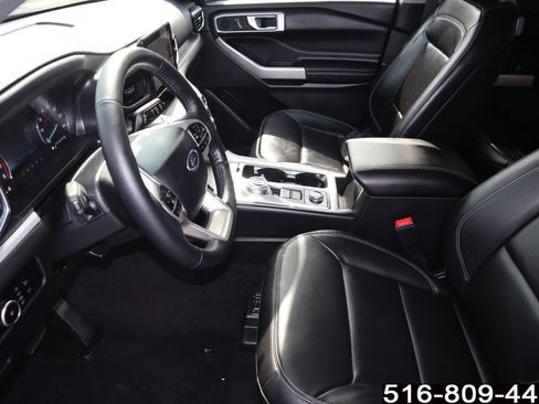 Used 2023 Ford Explorer XLT w/ Equipment Group 202A image 16