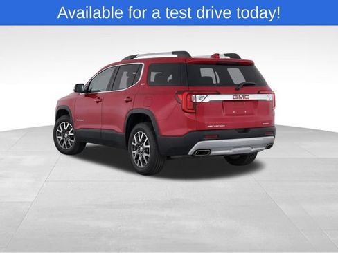 Used 2023 GMC Acadia SLT AWD/4WD image 3