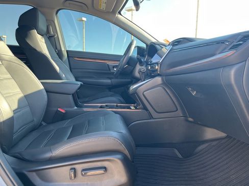 Used 2020 Honda CR-V Touring image 11