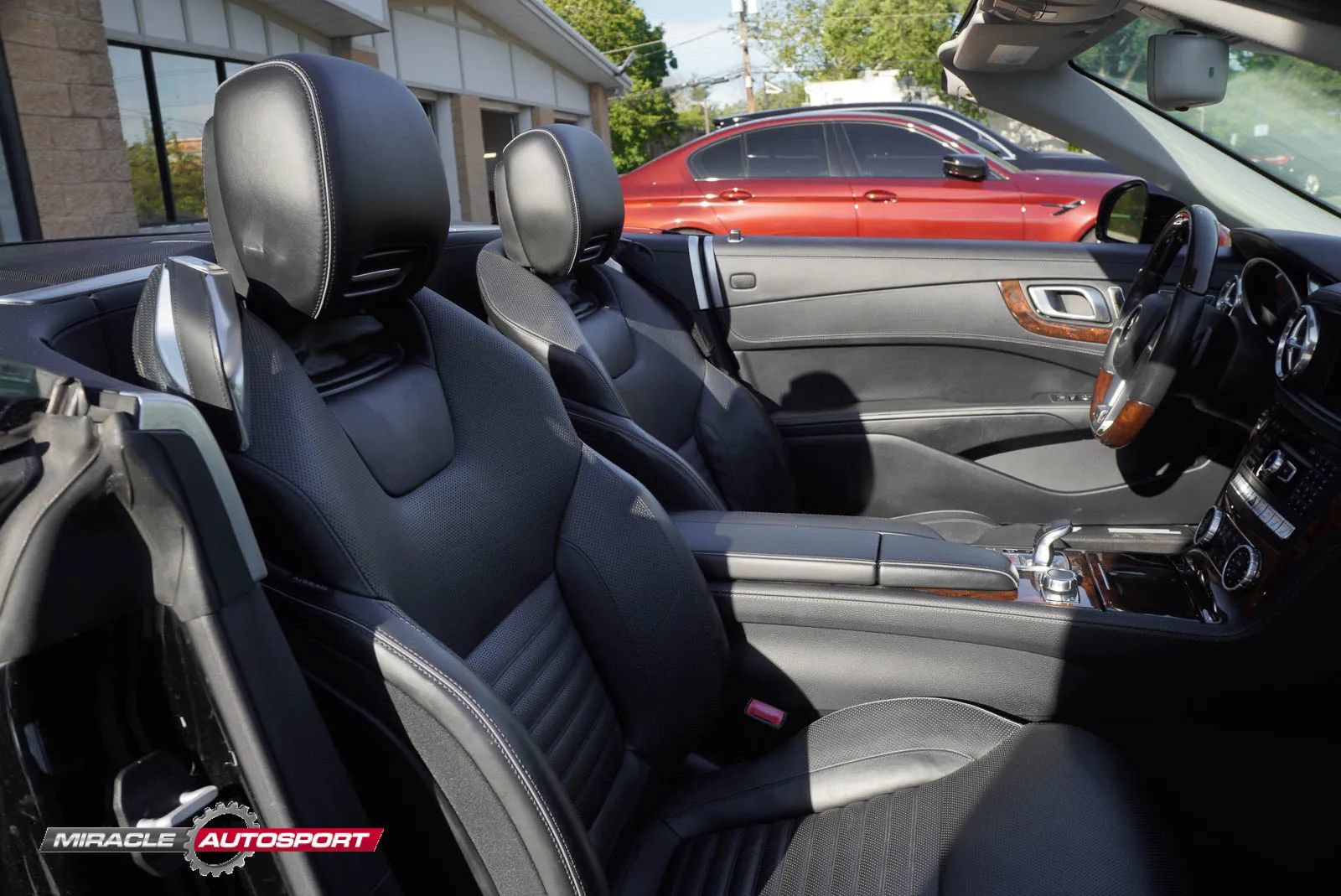 Used 2014 Mercedes-Benz SL 550 image 27
