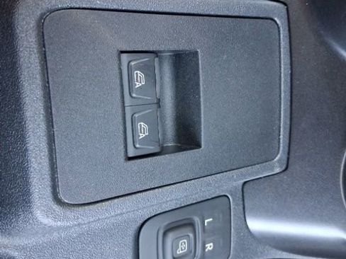 Used 2022 Ford Bronco Wildtrak image 26