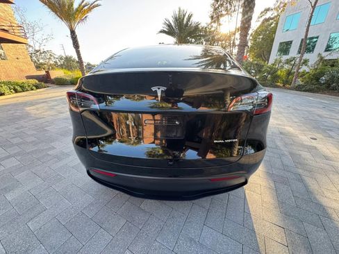Used 2023 Tesla Model Y Long Range AWD/4WD image 5