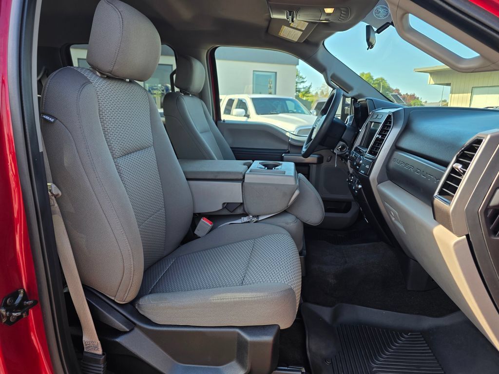 Used 2018 Ford F250 XLT w/ XLT Premium Package AWD/4WD image 20