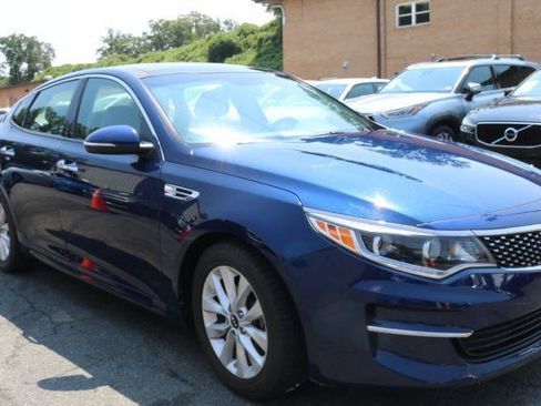 Used 2016 Kia Optima EX w/ Premium Package FWD image 7