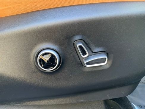 Used 2021 Chrysler Pacifica Pinnacle image 17