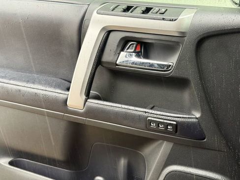 Used 2018 Toyota 4Runner Limited image 27