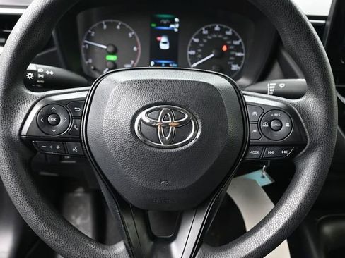 Certified 2023 Toyota Corolla LE image 11