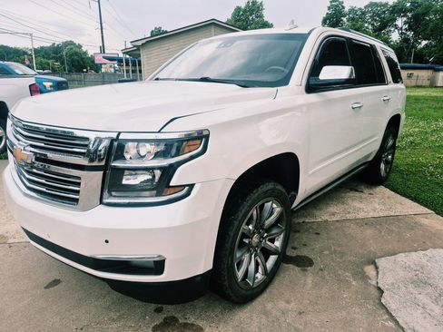 Used 2016 Chevrolet Tahoe LTZ RWD image 1