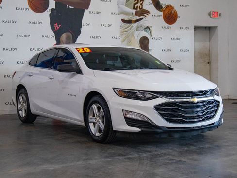 Used 2020 Chevrolet Malibu LS w/ LPO, Convenience Package 2 image 18