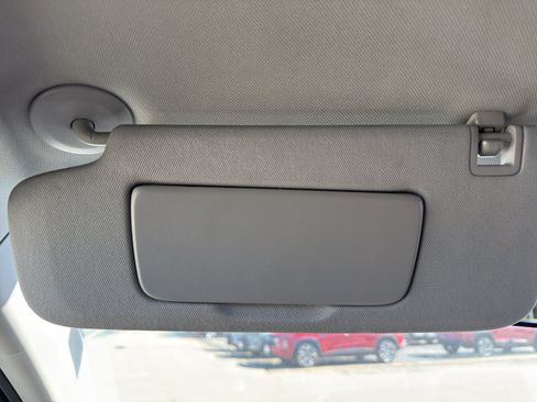 Certified 2021 Chevrolet Equinox LT AWD/4WD image 24