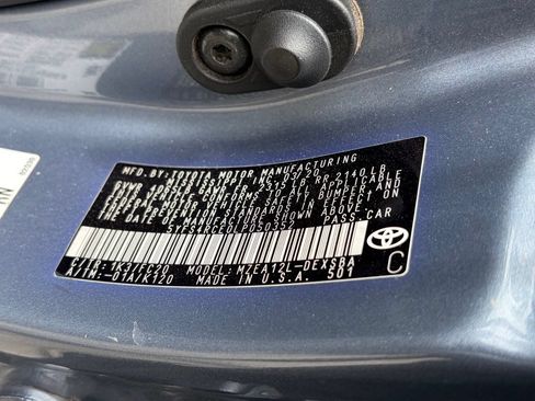 Used 2020 Toyota Corolla SE w/ Carpet Mat Package (TMS) FWD image 13