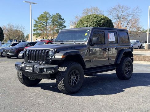 Used 2022 Jeep Wrangler Unlimited Sport image 24