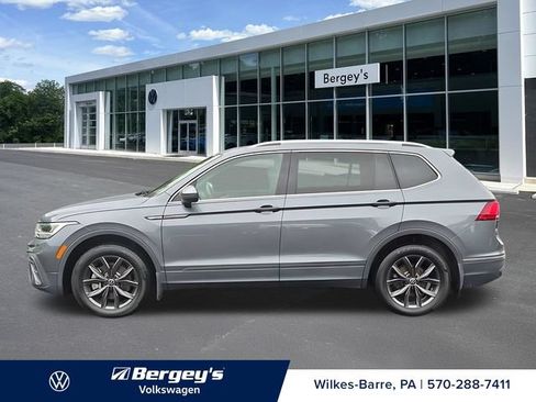 Certified 2024 Volkswagen Tiguan SE AWD/4WD image 9