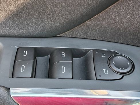 Used 2026 Chevrolet Traverse LT AWD/4WD image 22