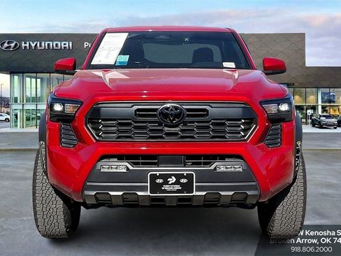 Used 2024 Toyota Tacoma PreRunner image 3