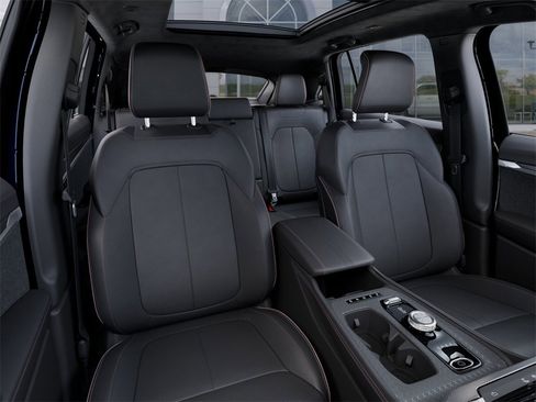 New 2025 Jeep Wagoneer S Launch Edition image 16