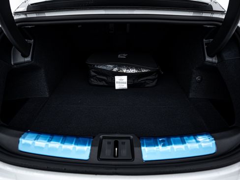 New 2025 Porsche Taycan 4S image 22