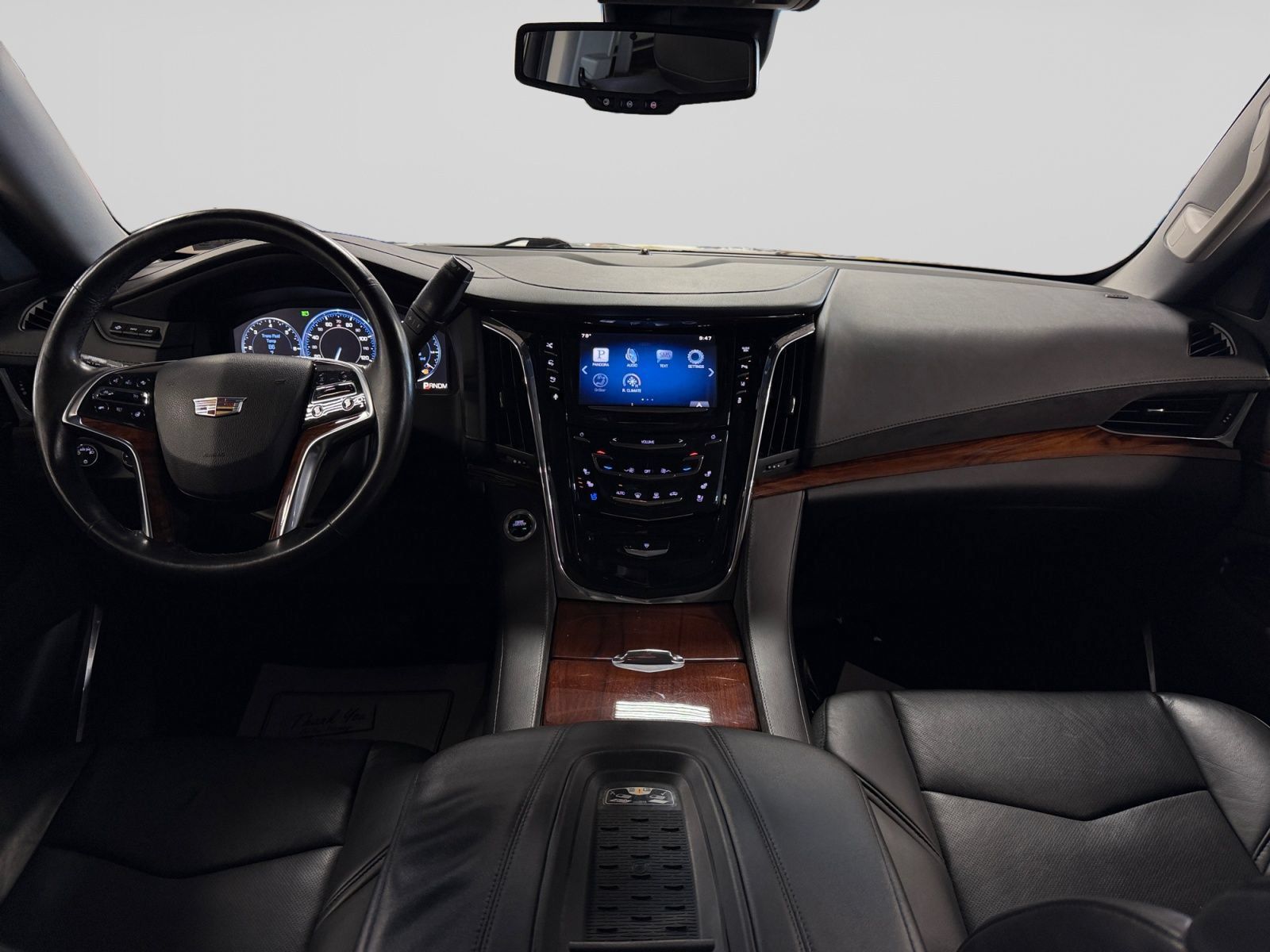 Used 2015 Cadillac Escalade Premium AWD/4WD image 17