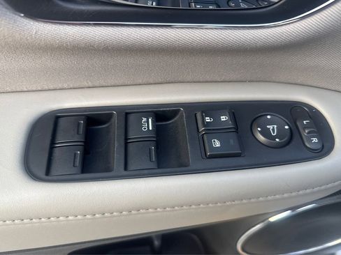 Used 2016 Honda HR-V EX image 35