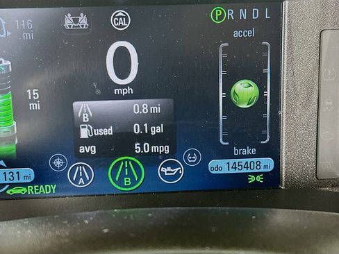 Used 2013 Chevrolet Volt w/ Enhanced Safety Package 2 image 19