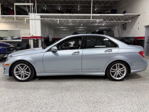 Used 2013 Mercedes-Benz C 300 4MATIC Sedan image 9