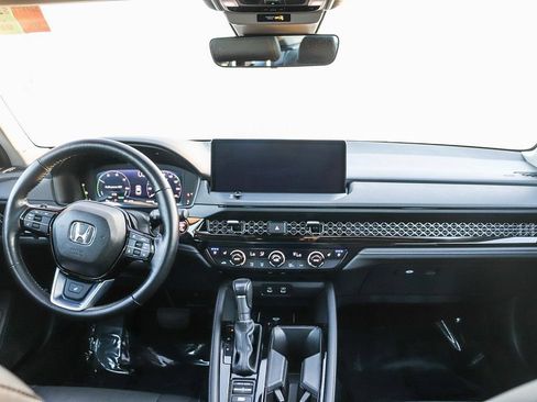 Used 2025 Honda Accord Touring image 14