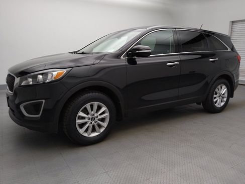 Used 2018 Kia Sorento L image 2