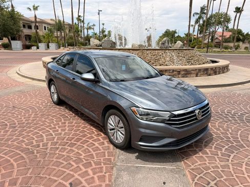 Used 2019 Volkswagen Jetta S w/ Driver Assistance Package FWD image 17