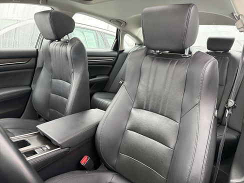 Used 2019 Honda Accord EX-L image 9