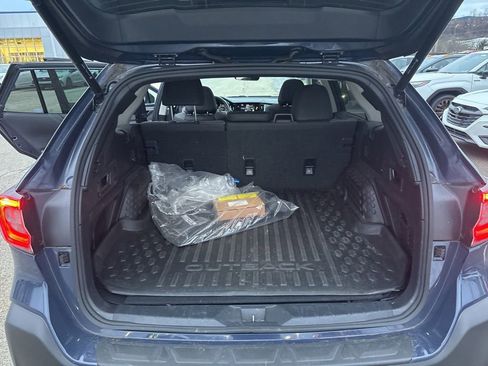 Used 2023 Subaru Outback Onyx Edition image 17