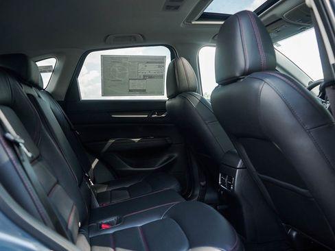 New 2025 MAZDA CX-5 Carbon Edition image 12