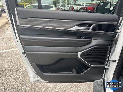 Used 2024 Jeep Wagoneer L Series II w/ Flexible Seating Group image 45