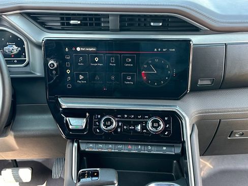 Used 2023 GMC Sierra 1500 Denali AWD/4WD image 11