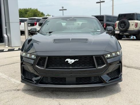 Used 2026 Ford Mustang GT Premium RWD image 2