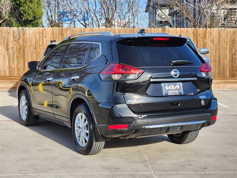 Used 2019 Nissan Rogue S w/ Special Edition Package image 5