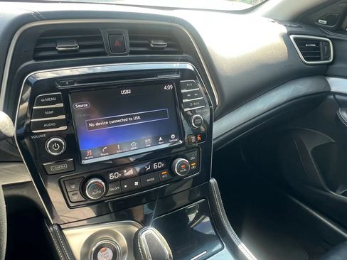Used 2017 Nissan Maxima 3.5 SL FWD image 22
