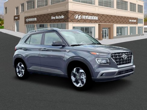 New 2026 Hyundai Venue SEL image 10