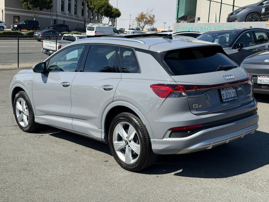 Used 2023 Audi Q4 e-tron Prestige AWD/4WD image 7